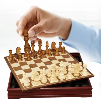Mediniai Šachmatai Vienetų Užbaigti Chessmen Tarptautinis Žodis Šachmatų Rinkinį Šeimos Kelionės Šachmatų Stalo Žaidimas, Pramogų Priedai